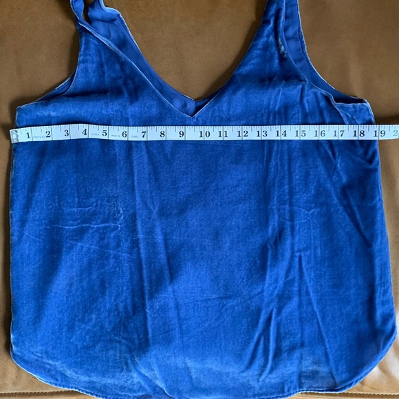 🔸Velvet Shell Top 〰️ LOFT - Picture 9 of 10